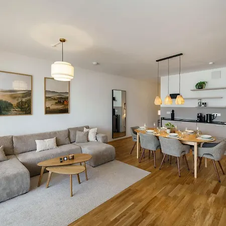 Luxurioeses 4-zimmer-apt Im Boho-stil I Top-lage I Familienfreundlich I Terrasse I Grosser Garten I Kueche I Netflix I Kostenloser Parkplatz I 105 M2 Eltville am Rhein